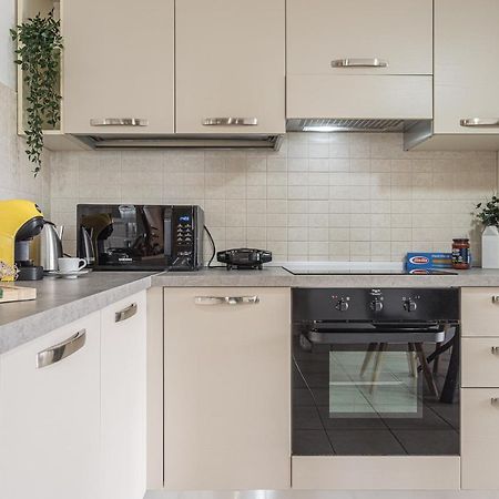 Hygge Family Apartment - One Step Away From The Lake!!! Sirmione Exteriör bild