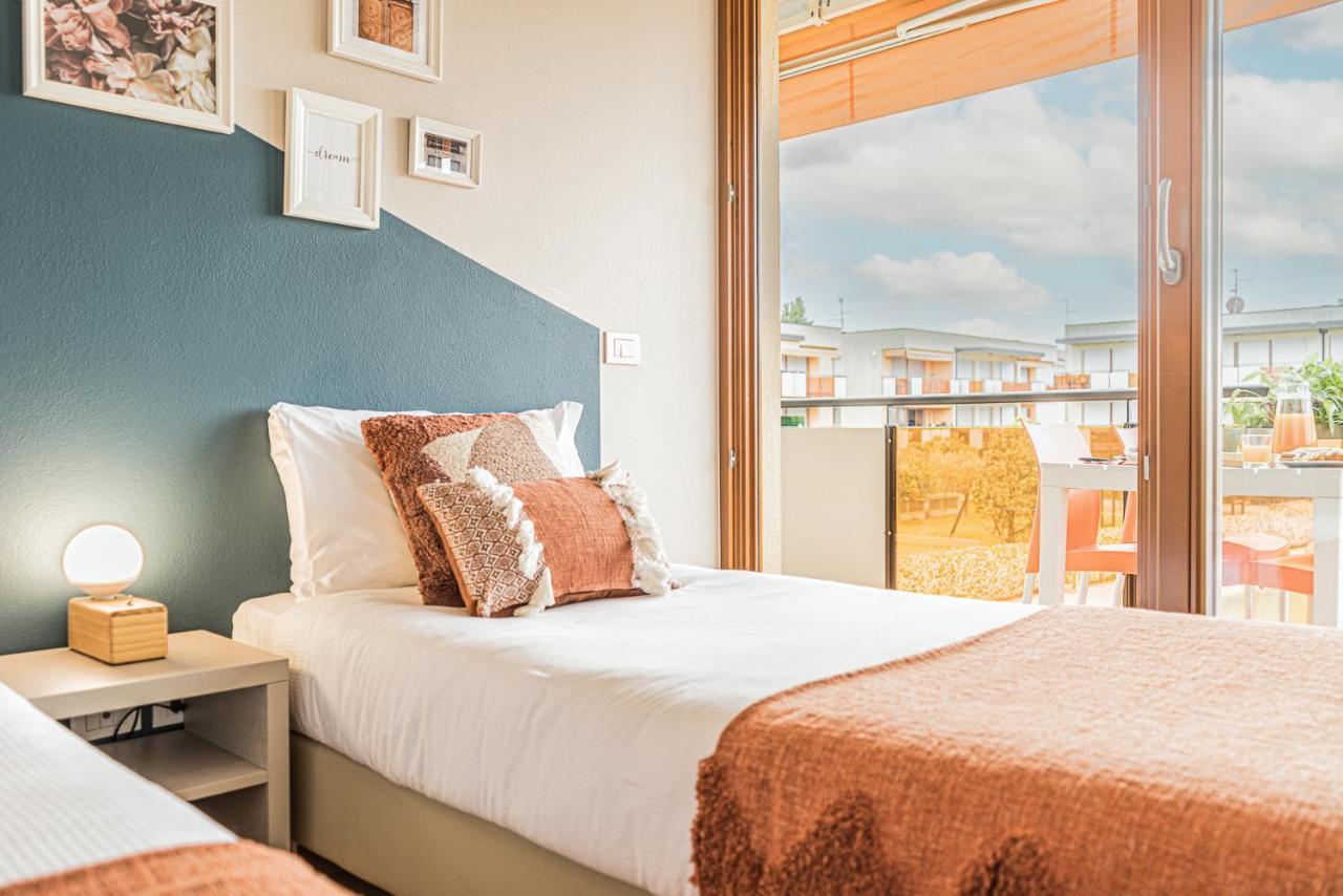 Hygge Family Apartment - One Step Away From The Lake!!! Sirmione Exteriör bild
