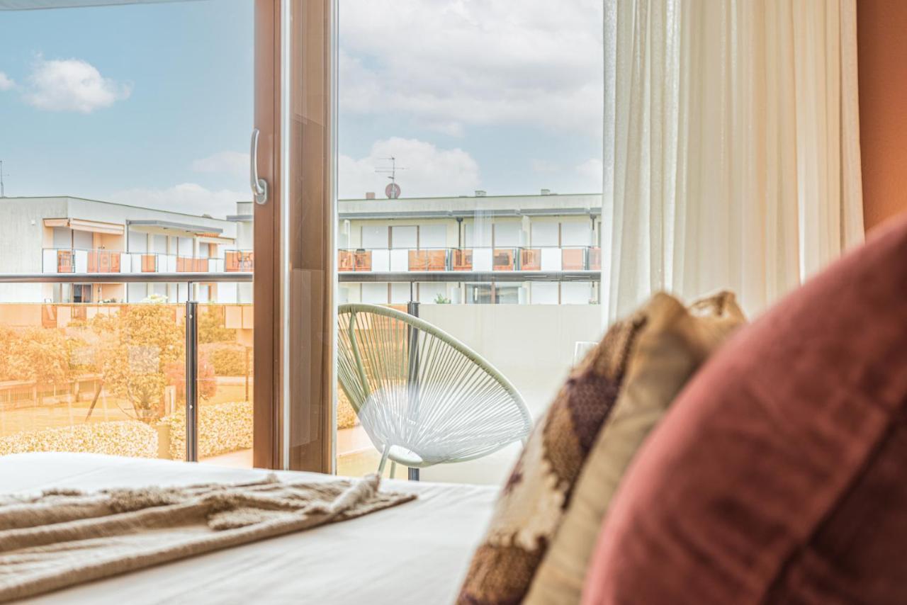 Hygge Family Apartment - One Step Away From The Lake!!! Sirmione Exteriör bild