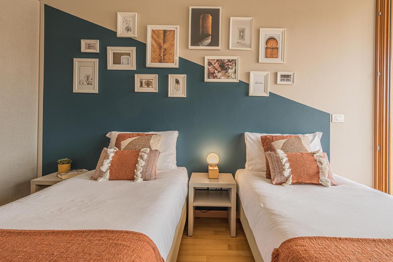 Hygge Family Apartment - One Step Away From The Lake!!! Sirmione Exteriör bild