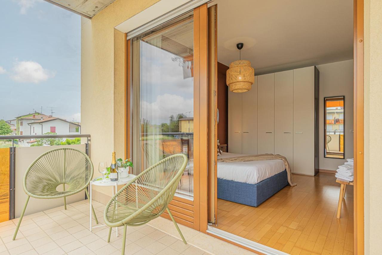 Hygge Family Apartment - One Step Away From The Lake!!! Sirmione Exteriör bild
