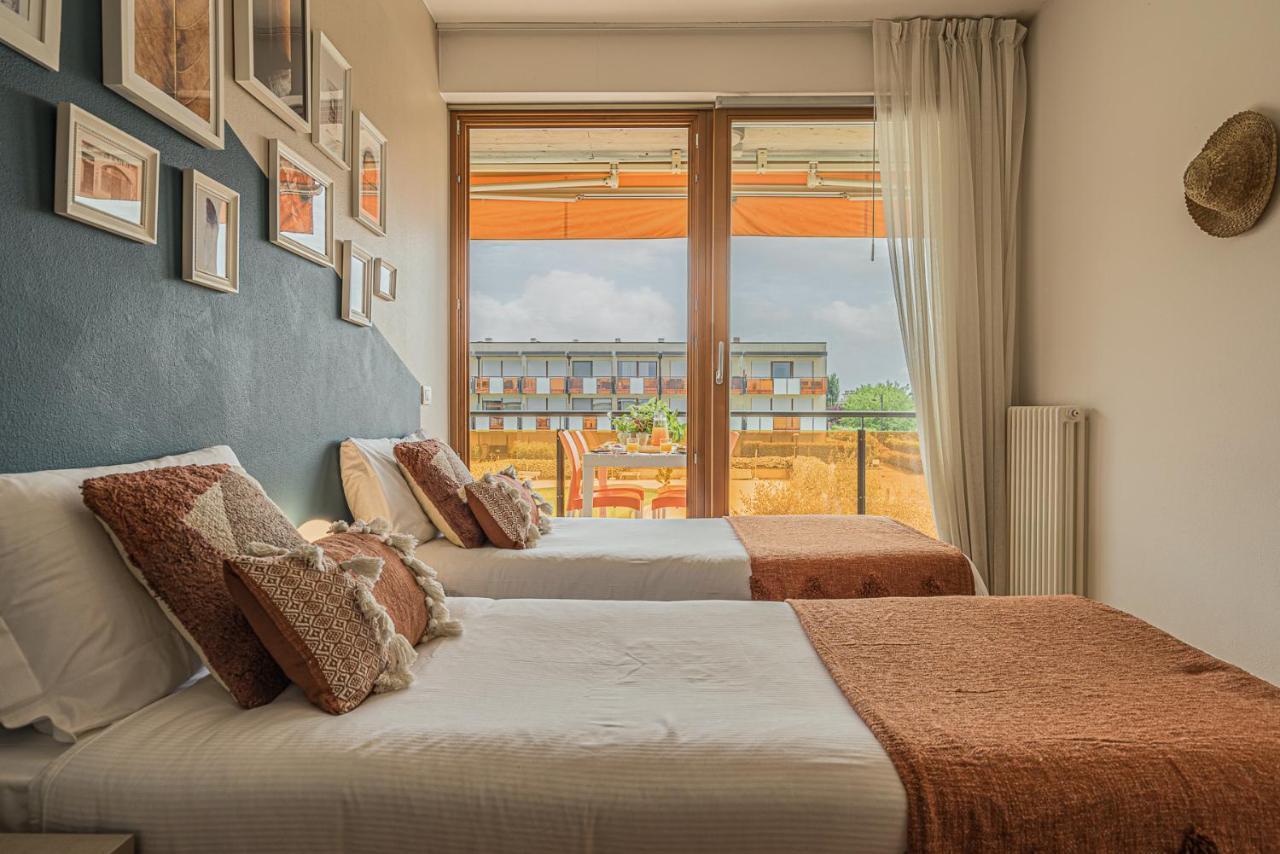 Hygge Family Apartment - One Step Away From The Lake!!! Sirmione Exteriör bild