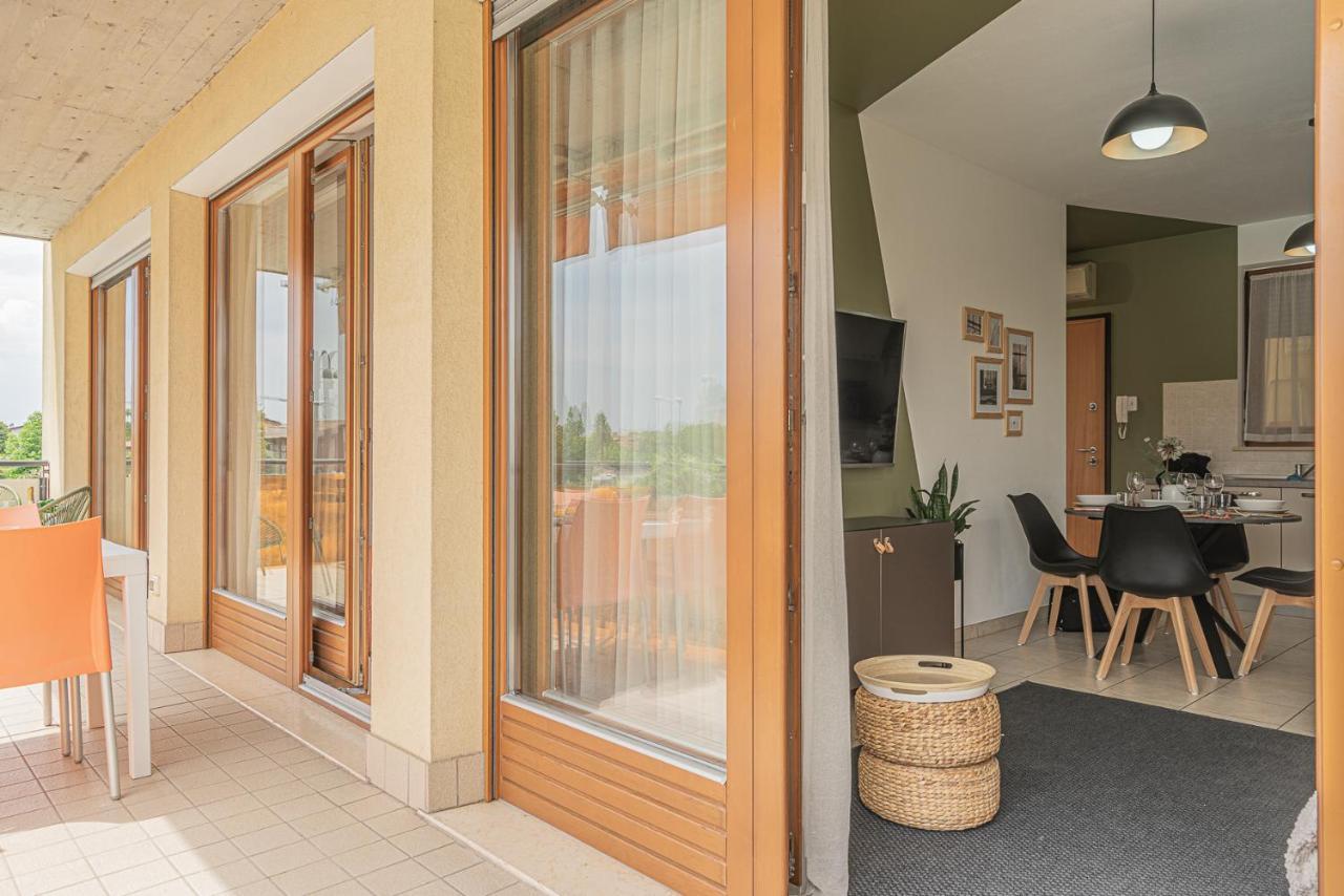 Hygge Family Apartment - One Step Away From The Lake!!! Sirmione Exteriör bild
