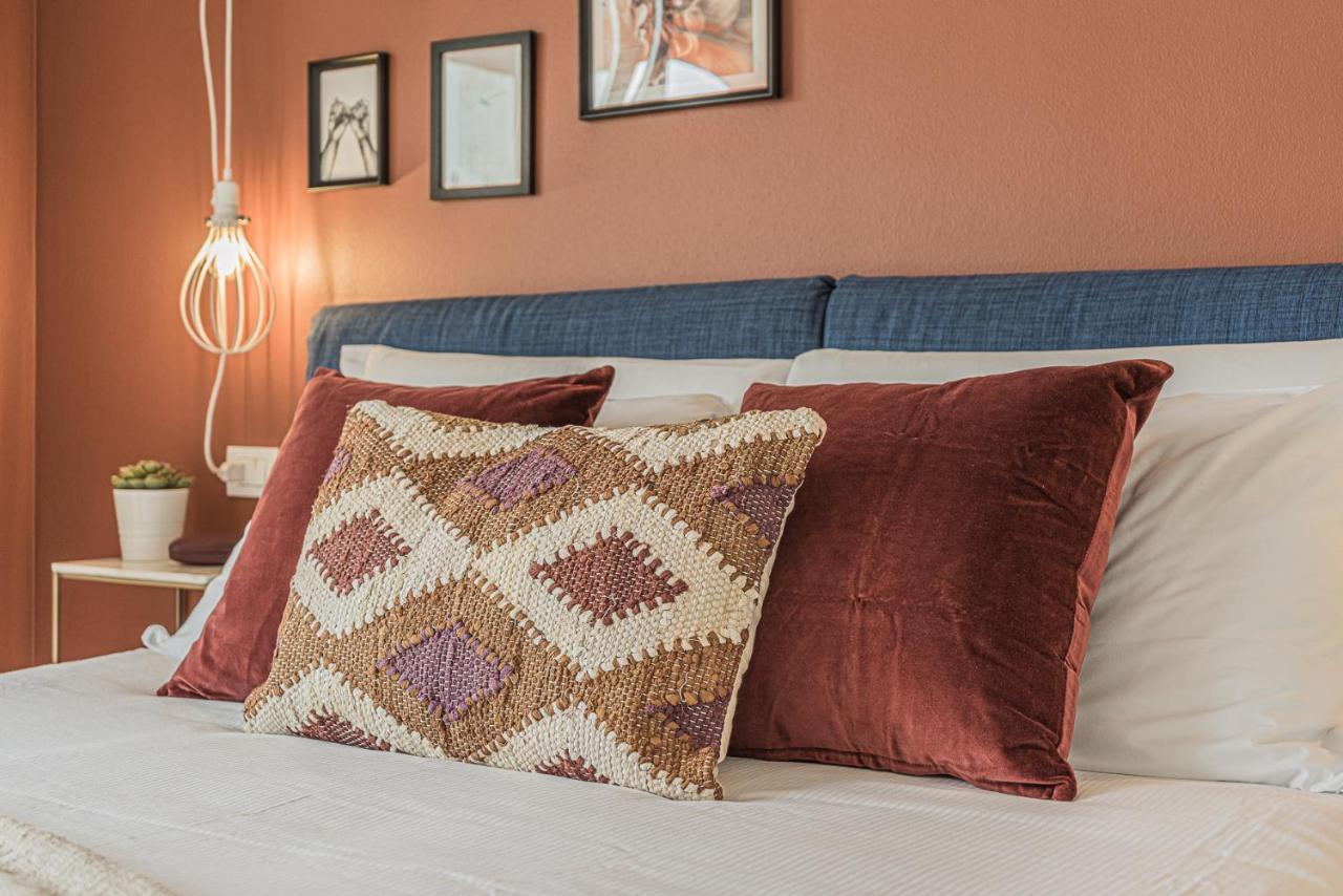 Hygge Family Apartment - One Step Away From The Lake!!! Sirmione Exteriör bild